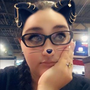 Meet your Posher, Lissa